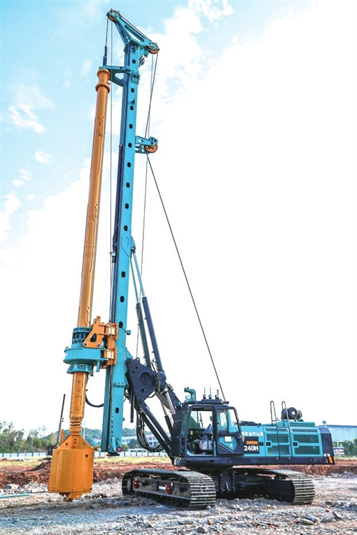 湖南日报：尊龙凯时ag智能致力解决地下工程施工“疑难杂症” 成为地下工程装备领军者