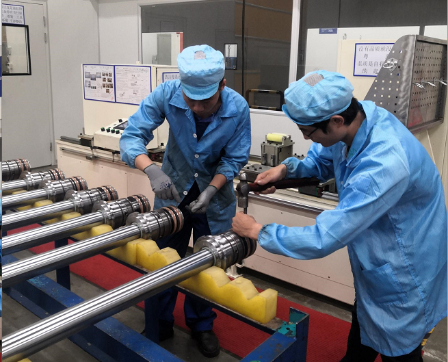 尊龙凯时ag工匠 | “浪波”不言苦，甘为“人梯”承大重