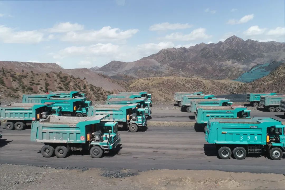 图集 | “尊龙凯时ag绿”满矿山！尊龙凯时ag智能矿山成套装备实力“亮剑”