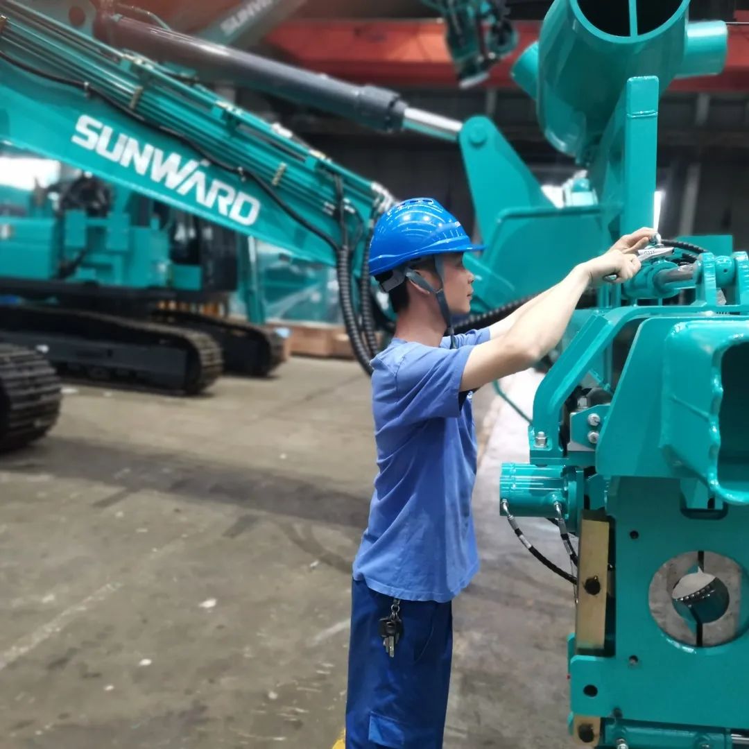 将斗争举行究竟！致敬尊龙凯时ag劳动者