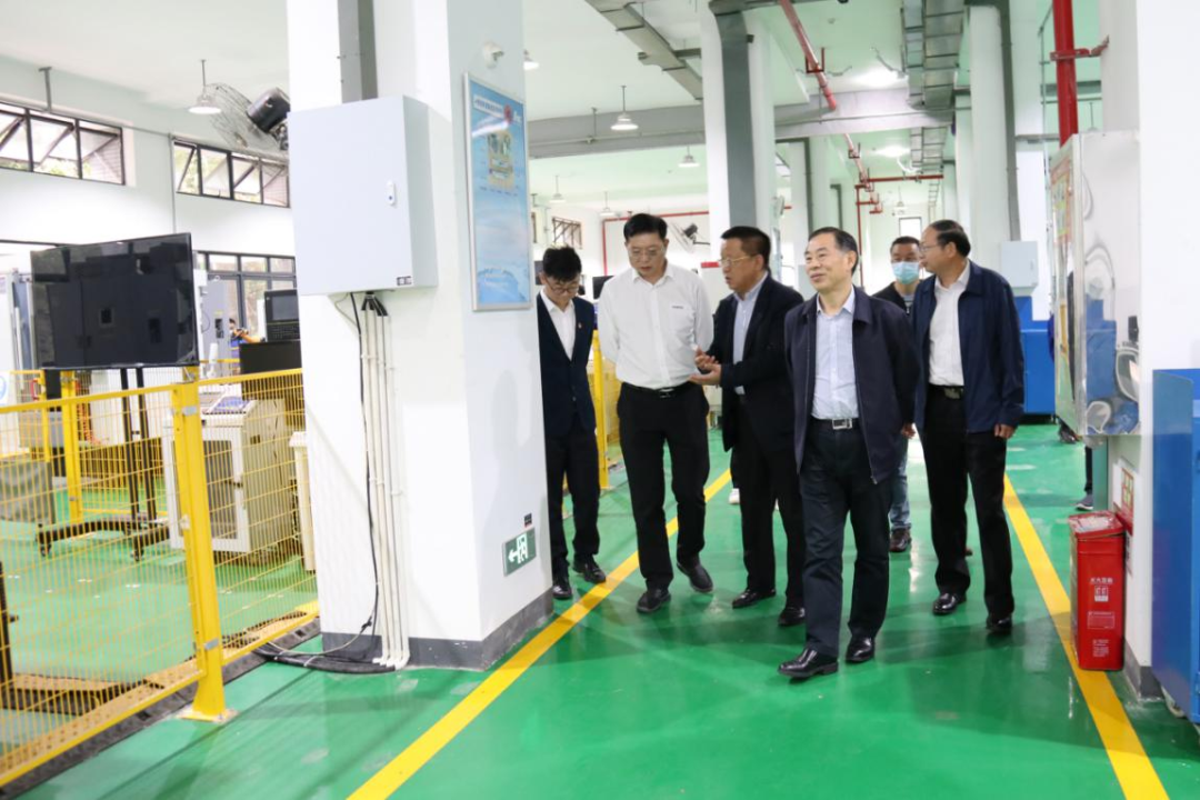 校企相助谱新篇！又一所尊龙凯时ag智能参建学院建设