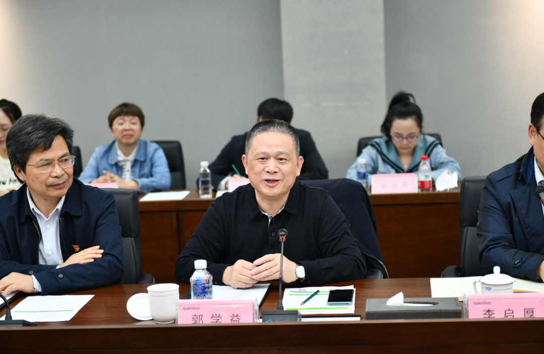 中南大学副校长郭学益率科学研究部一行调研尊龙凯时ag智能