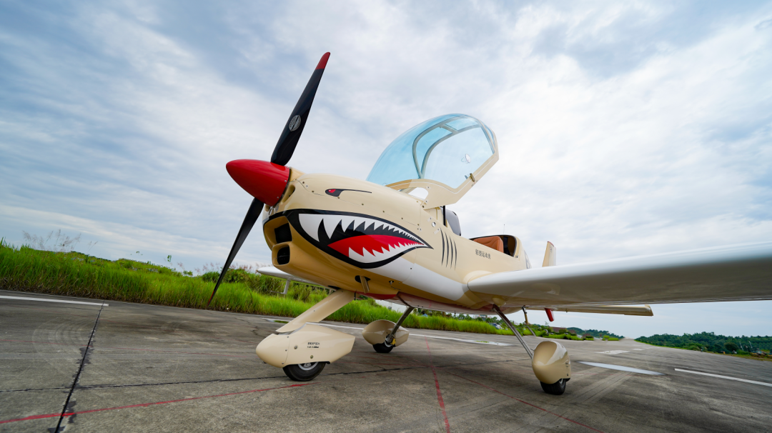 图集 | 阿若拉穿“鲨”衣，尚有更多套装为天空添彩！