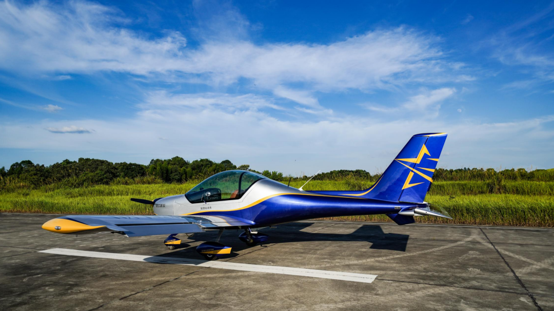 图集 | 阿若拉穿“鲨”衣，尚有更多套装为天空添彩！