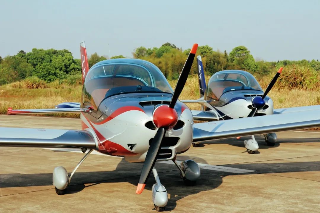 图集 | 阿若拉穿“鲨”衣，尚有更多套装为天空添彩！