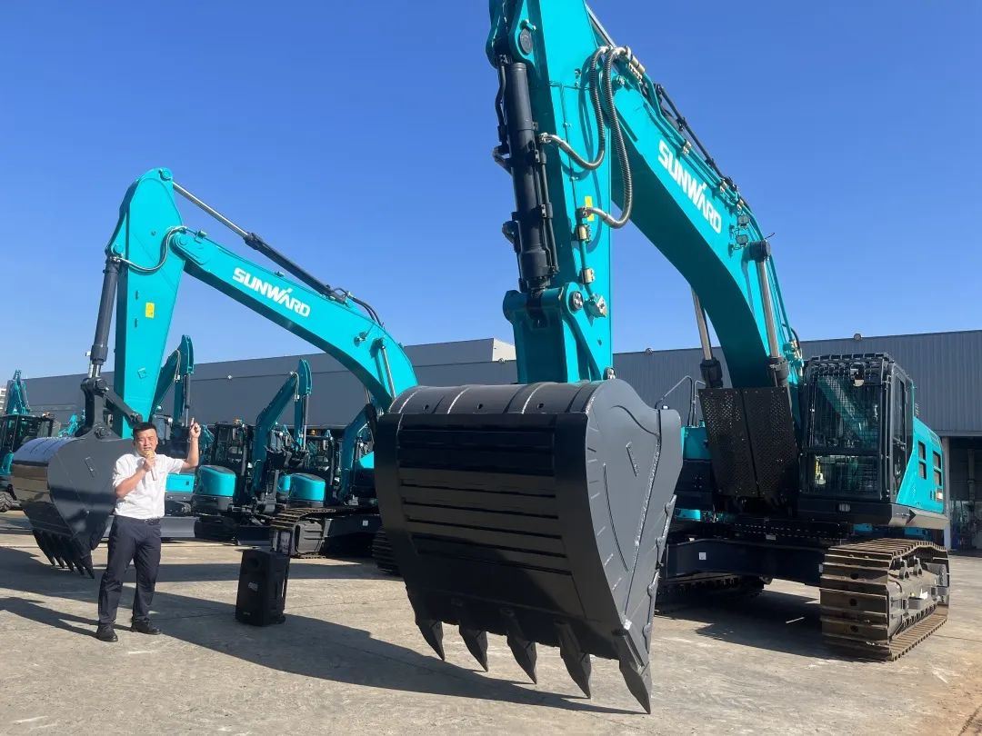 名堂秀实力，为效劳竞技！快来见识下尊龙凯时ag智能这场“交锋大赛”