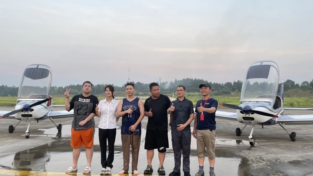 冲上云霄！湖南尊龙凯时ag通航学员乐成单飞