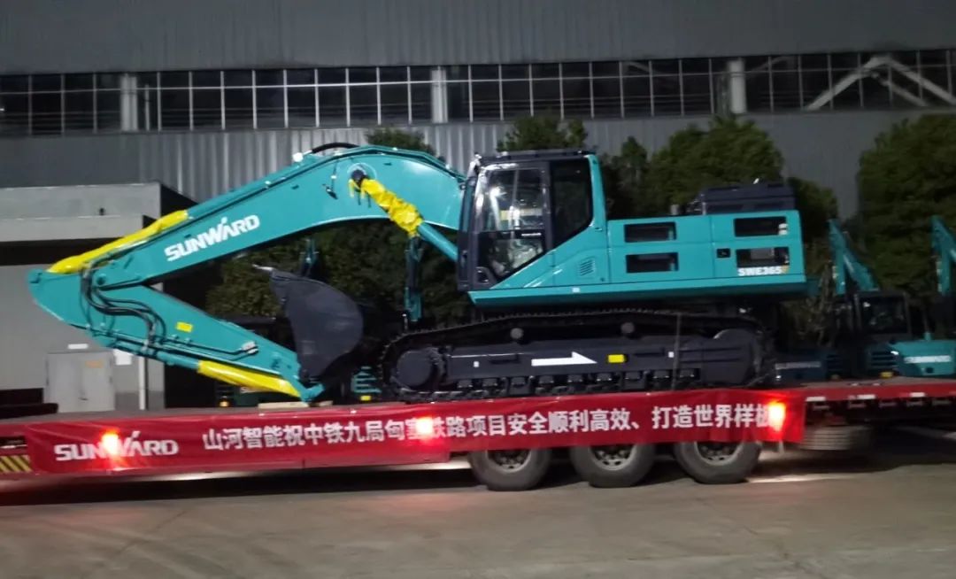 共建“一带一起”！尊龙凯时ag智能携手中铁九局助力匈塞铁路建设