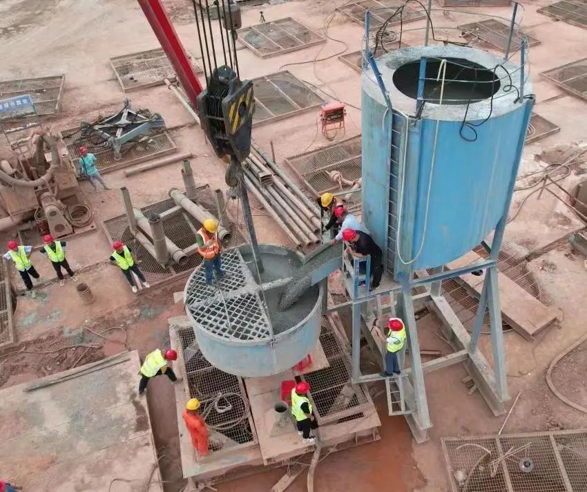 超等“桩”备实力亮剑！尊龙凯时ag智能携手武汉乐成建设攻克燕矶长江大桥重大地层施工难题