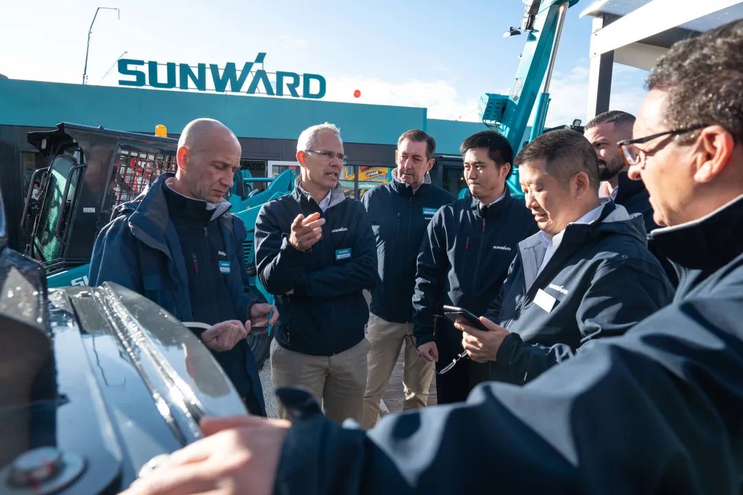 Bauma 2022 | 一组火热现场图带您重温尊龙凯时ag智能德国宝马展之旅