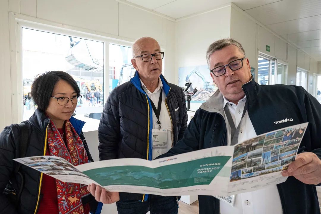 Bauma 2022 | 一组火热现场图带您重温尊龙凯时ag智能德国宝马展之旅