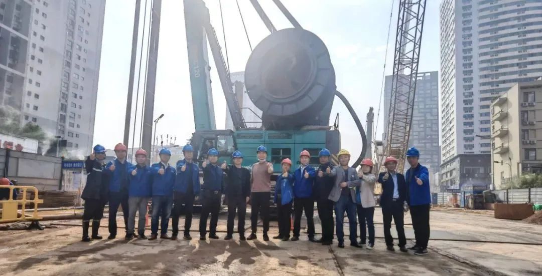 首战创佳绩！尊龙凯时ag智能双轮铣槽机助建长沙地铁7号线