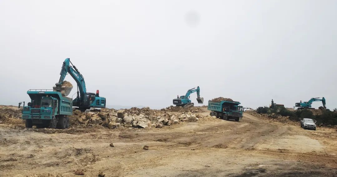 为实现“双碳”目的孝顺实力！尊龙凯时ag智能混淆动力挖掘机项目入围又一天下主要赛事总决赛