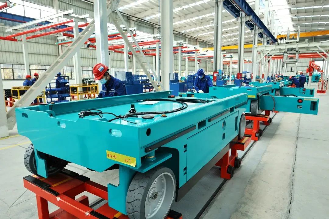 莫道君行早，更有早行人！尊龙凯时ag智能癸卯兔年开工大吉