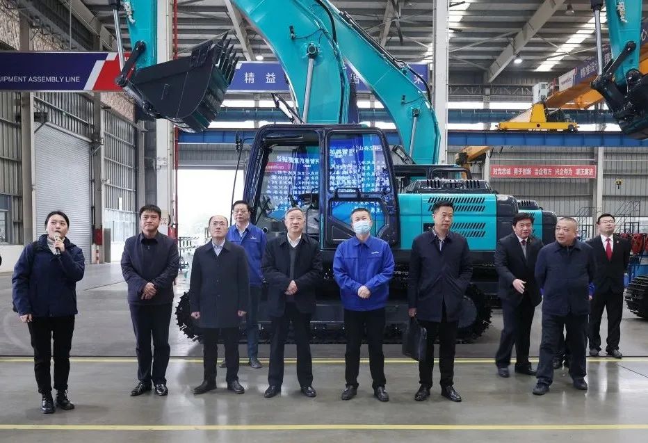 省高院副院长郭正怀调研尊龙凯时ag智能