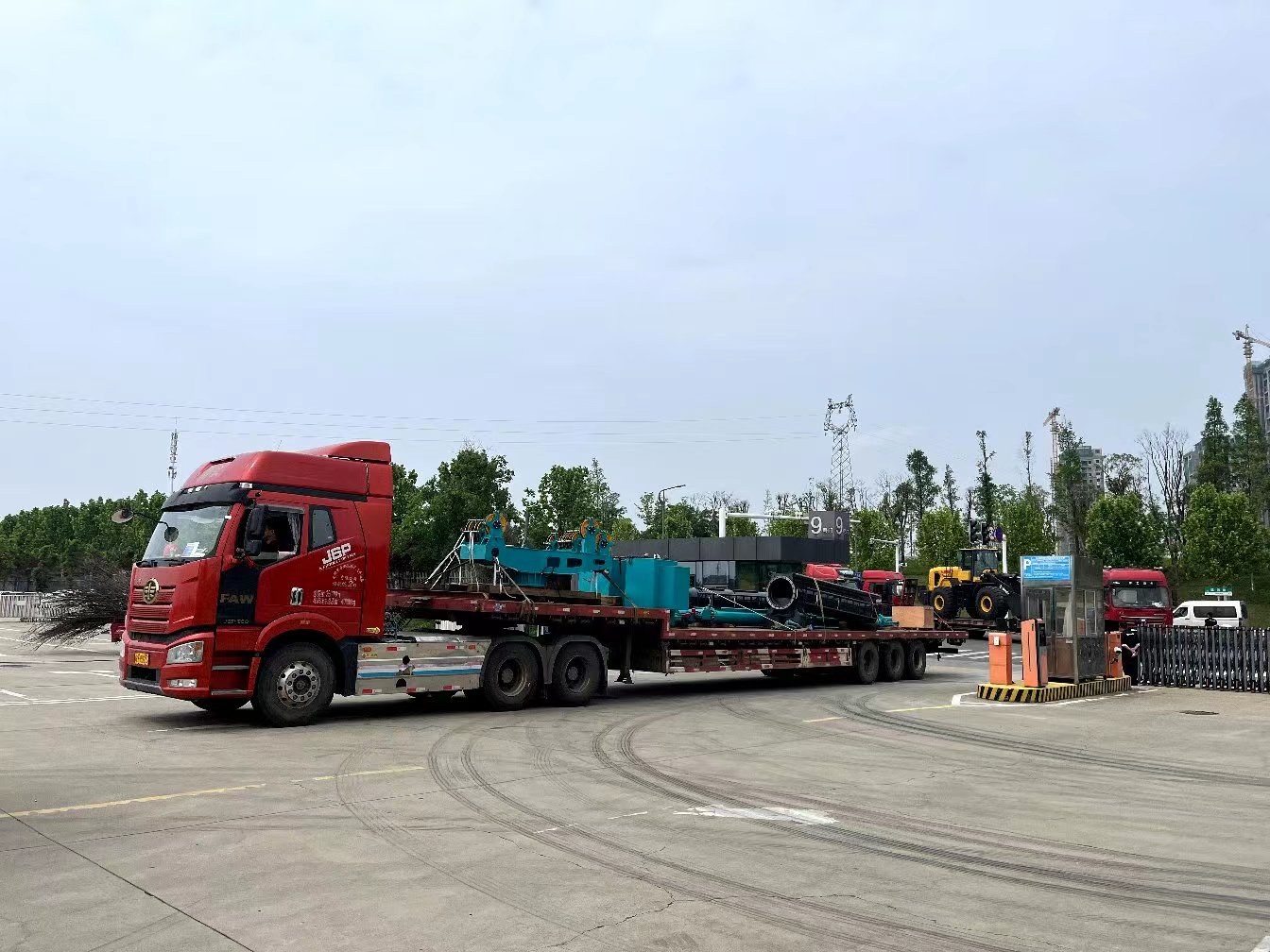 2023 CICEE | 进场布展！倒计时3天，尊龙凯时ag智能亮点剧透来了