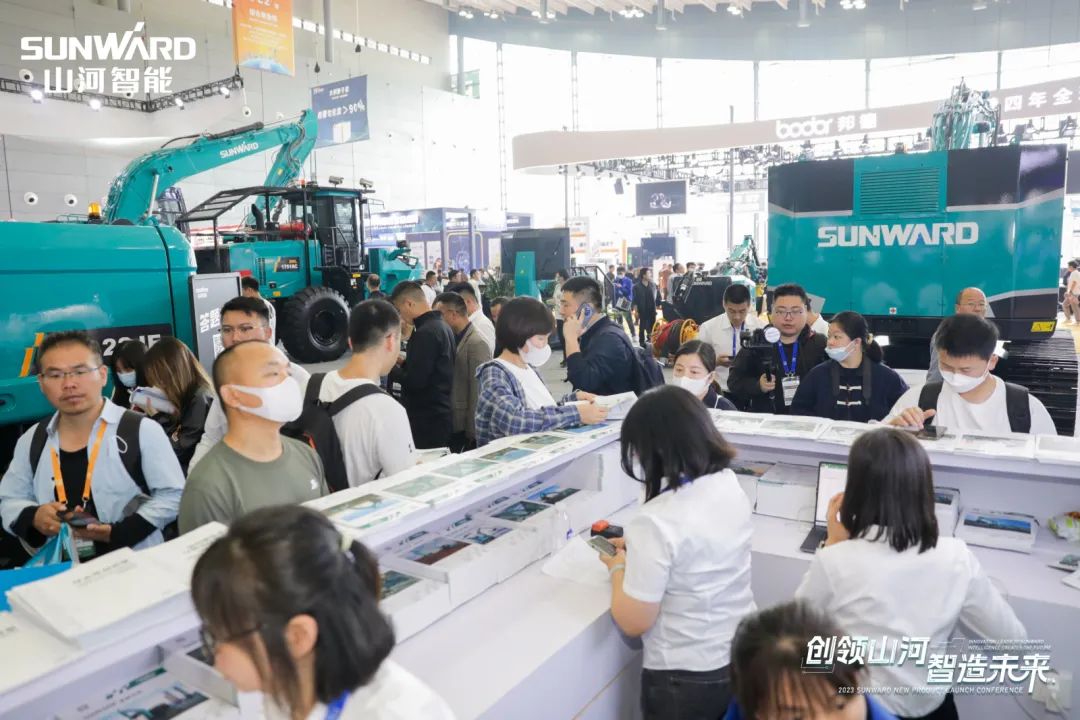 2023 CICEE | 尊龙凯时ag智能亮相2023长沙国际工程机械展！智能化、电动化产品站C位