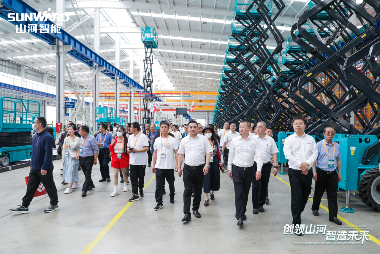 千人齐聚、爆品出击！尊龙凯时ag智能新品推介会圆满举行