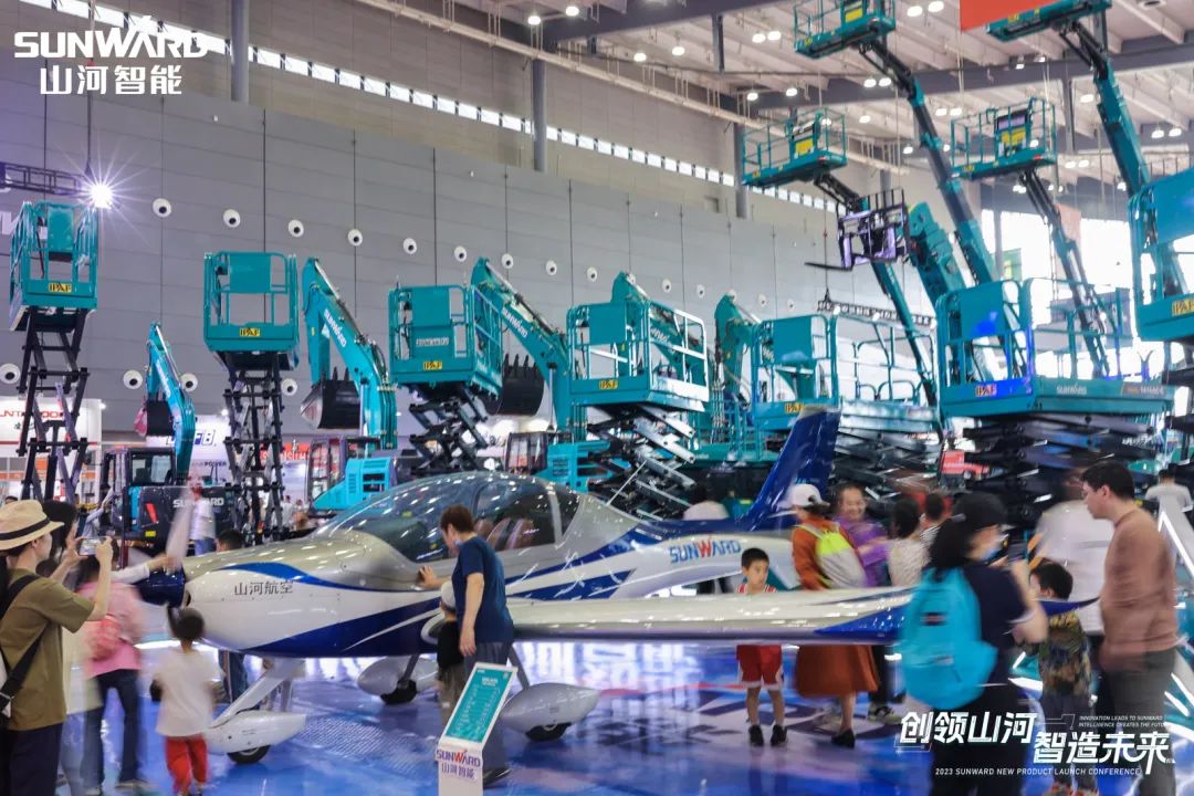 2023 CICEE | 全球工程机械盛会完善落幕！尊龙凯时ag智能交出闪亮答卷