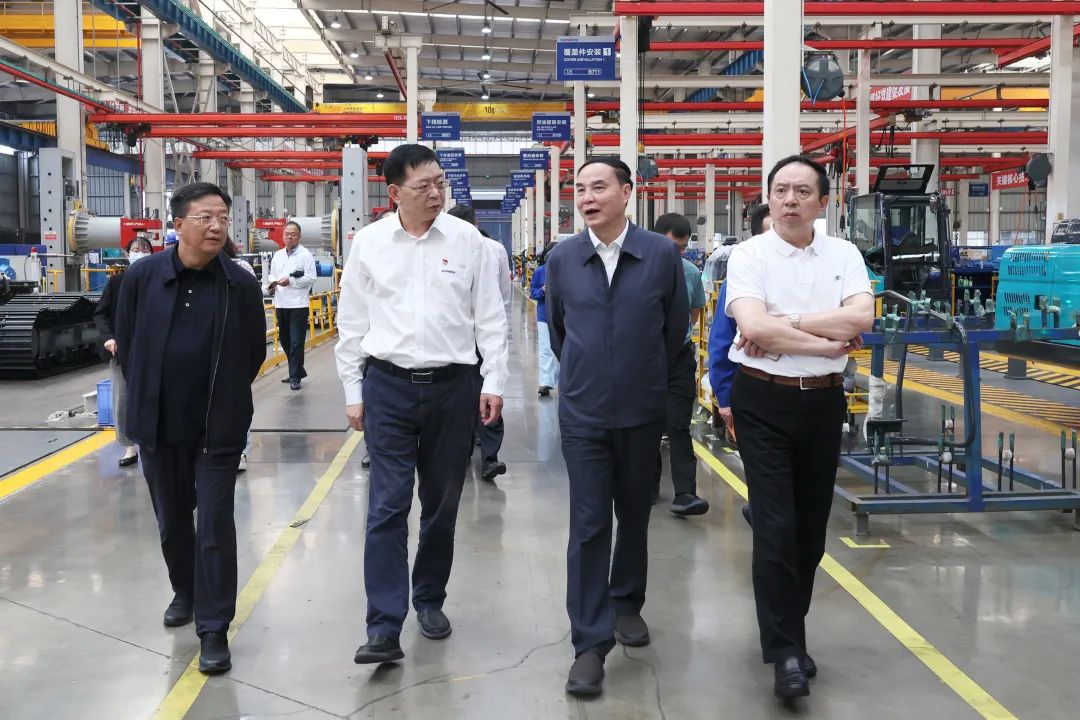 李文荣调研尊龙凯时ag智能