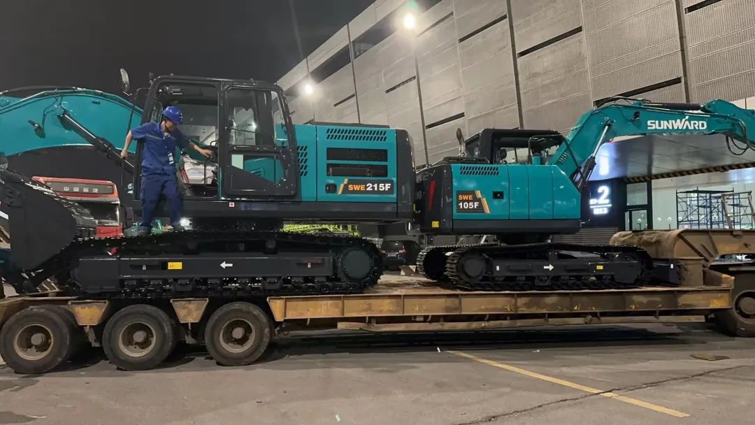 劳动庆幸，创立伟大！纪录那些通俗且伟大的劳动瞬间