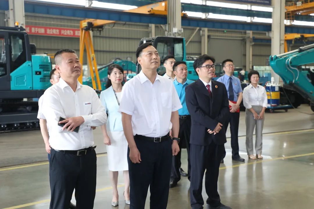 长沙市人民审查院党组书记、审查长余湘文调研尊龙凯时ag智能