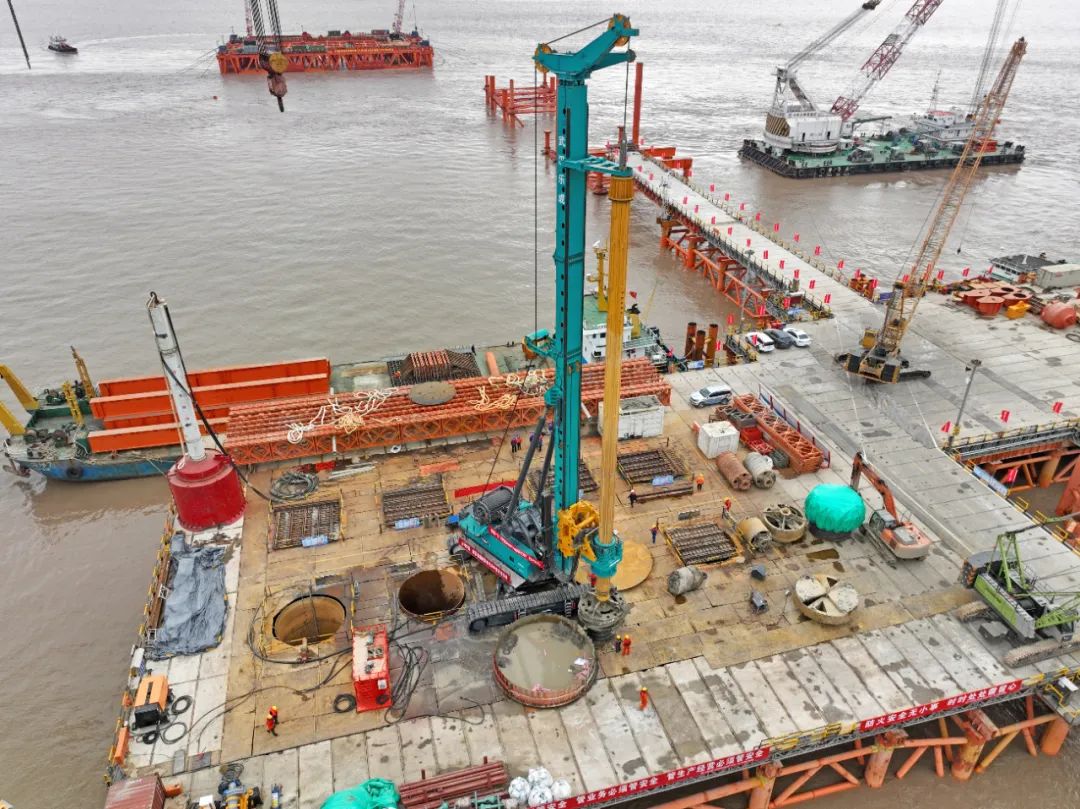 新战绩+1！尊龙凯时ag智能超等旋挖钻机创6.3米直径钻孔新纪录