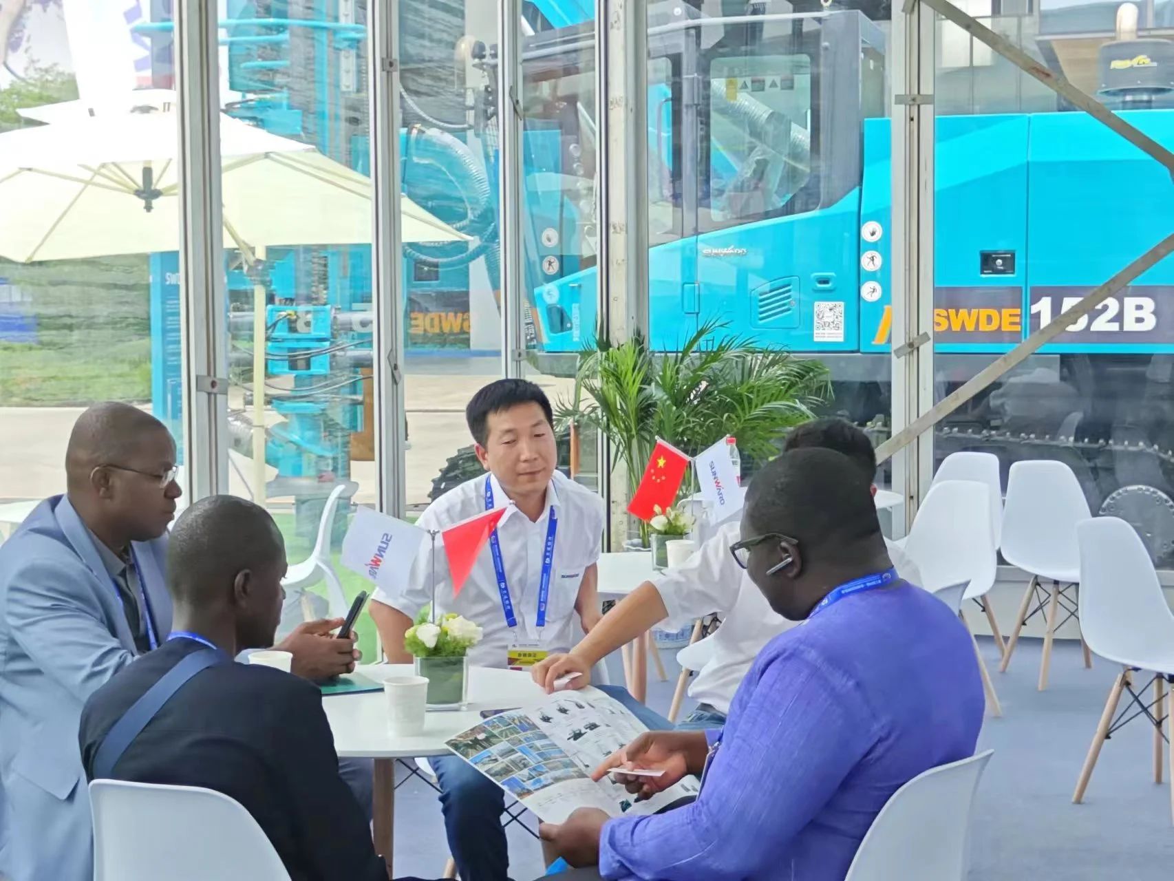 逐梦非洲，携手偕行！尊龙凯时ag智能亮相第三届中非经贸展览会