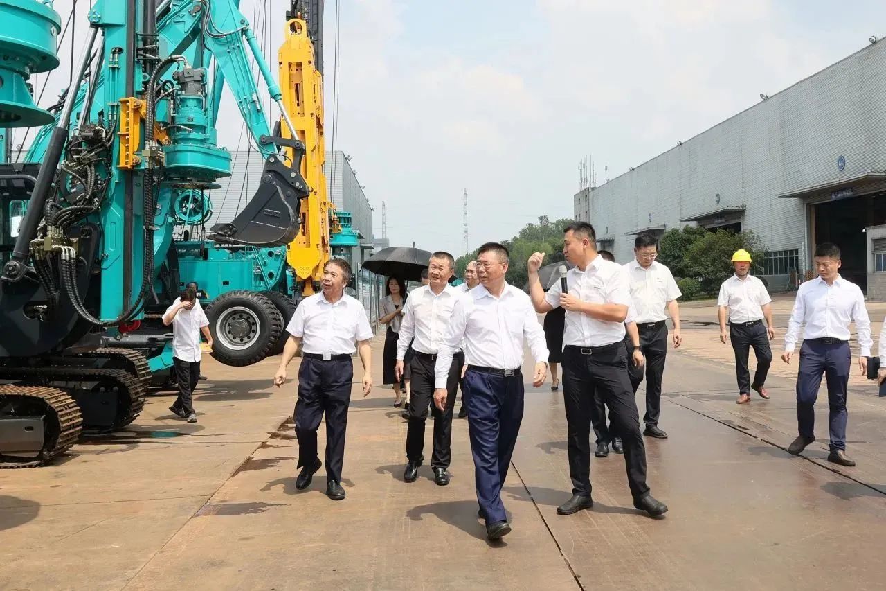 两门第界500强企业董事长同访尊龙凯时ag智能