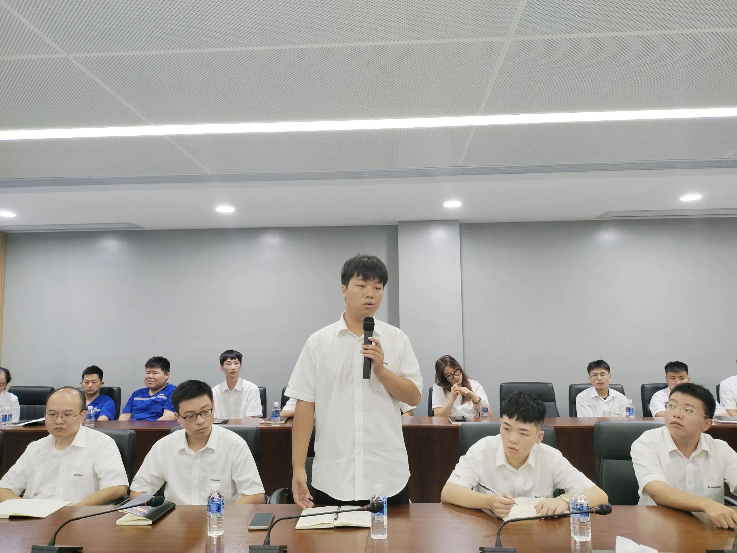 泛论心声，共话未来！这场应届结业生员工座谈会，很暖，很知心！