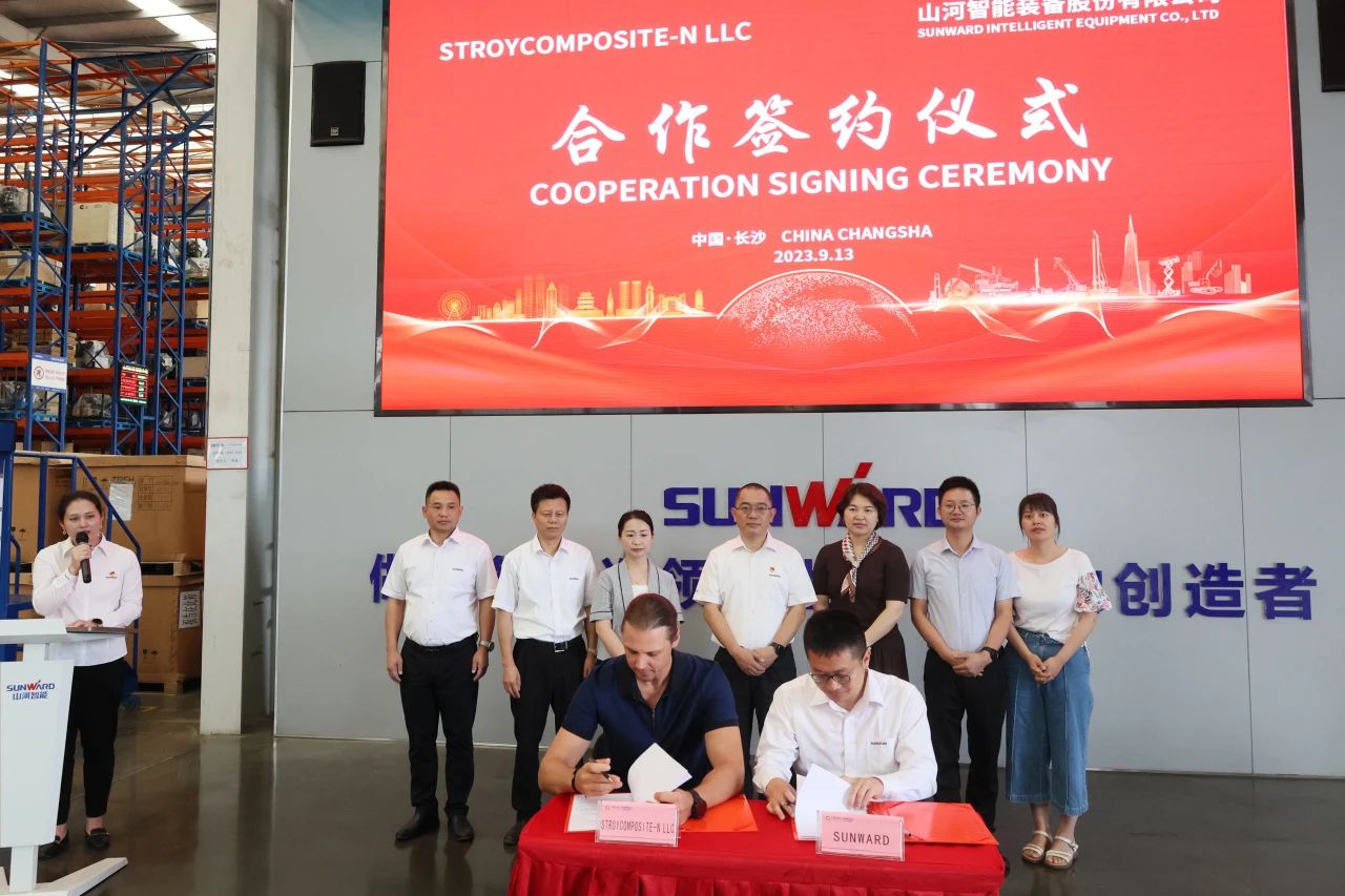 一连进军国际市。∽鹆盿g智能近百台装备集中发货