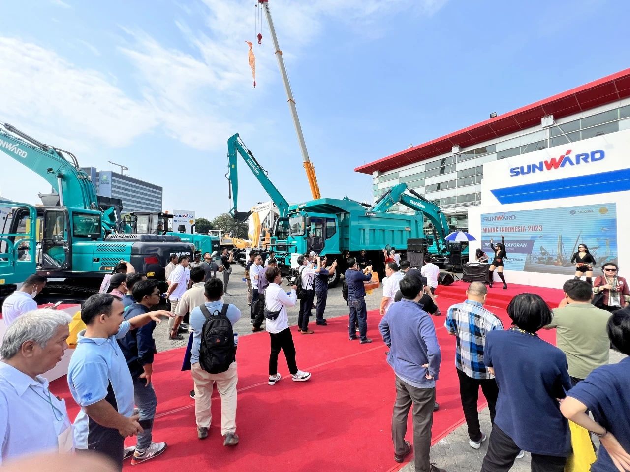 深耕细作，逆势增添！尊龙凯时ag智能艳服亮相印尼雅加达矿业展