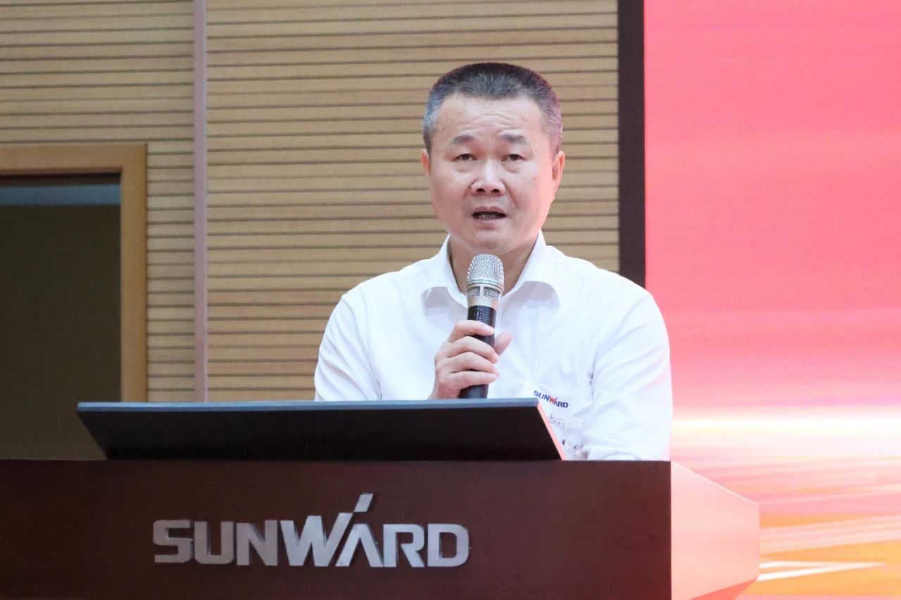 强信心 聚协力 共建优美家园——庆祝尊龙凯时ag智能建设24周年表扬大会盛大召开