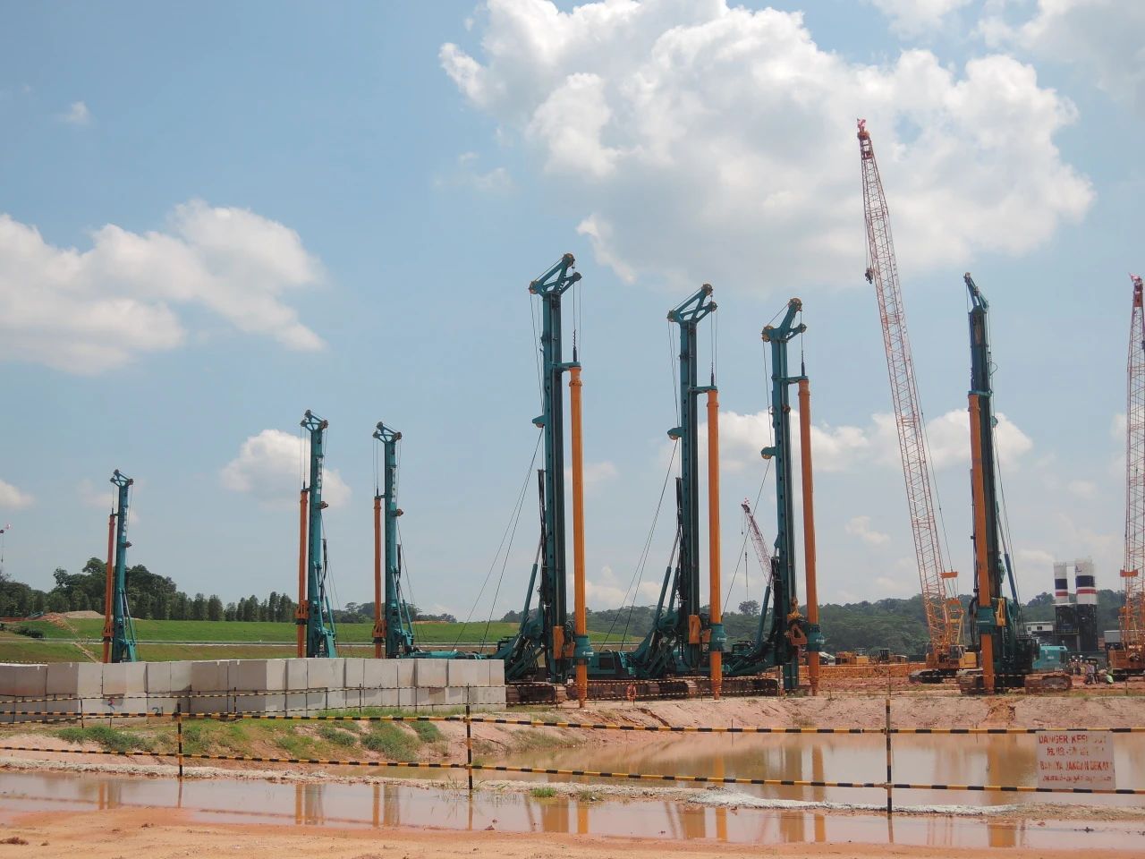 “尊龙凯时ag绿”绽放“一带一起”