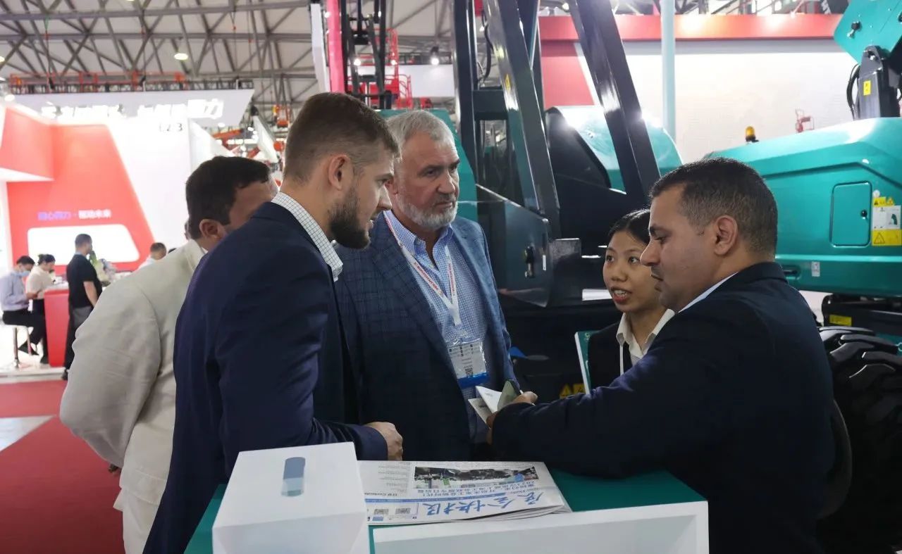 精品出击，闪灼魔都！尊龙凯时ag智能全系列高空机械亮相2023亚洲国际高空展