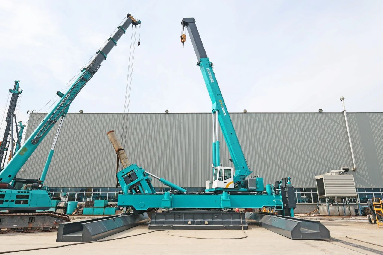 “尊龙凯时ag绿”闪灼西子湖畔！尊龙凯时ag智能ZYJ300X斜桩压桩机强势来袭