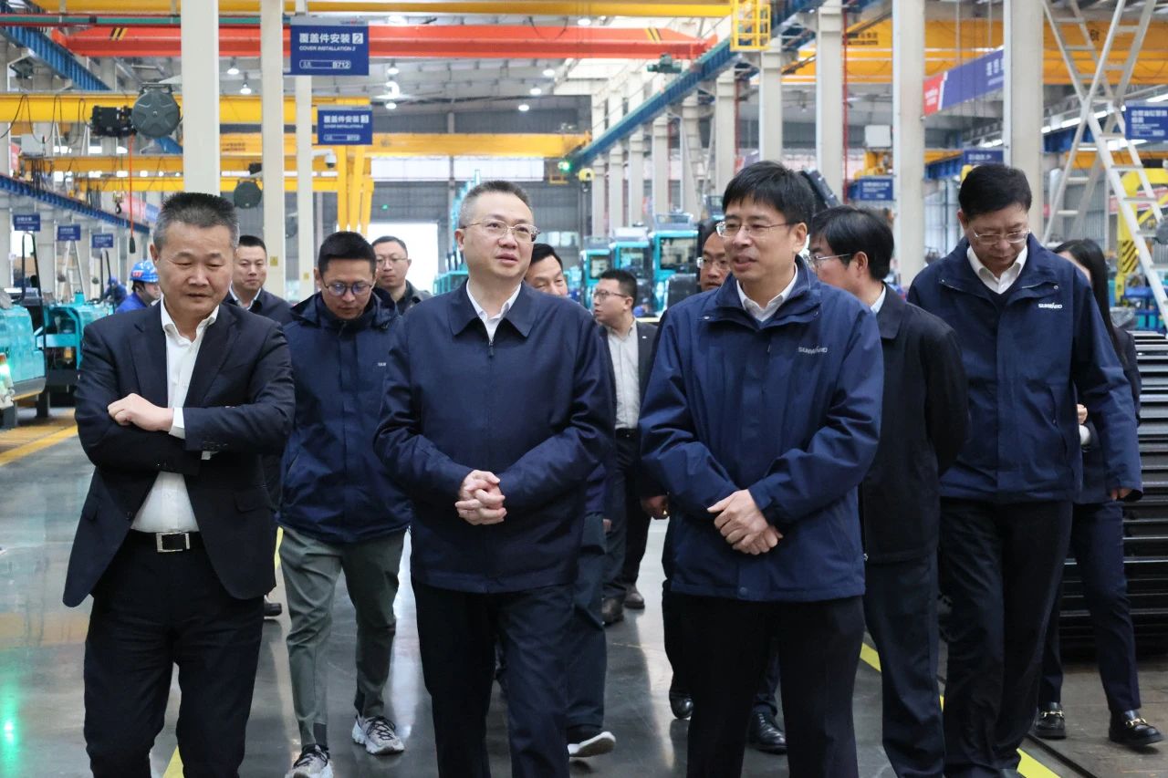 长沙市人民政府副市长康镇麟调研尊龙凯时ag智能