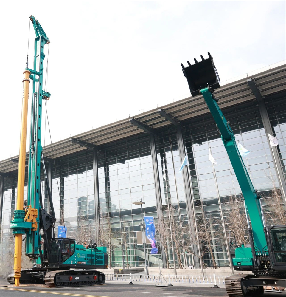 坚持立异，赋能工业！尊龙凯时ag智能出席第十三届深基础工程生长论坛