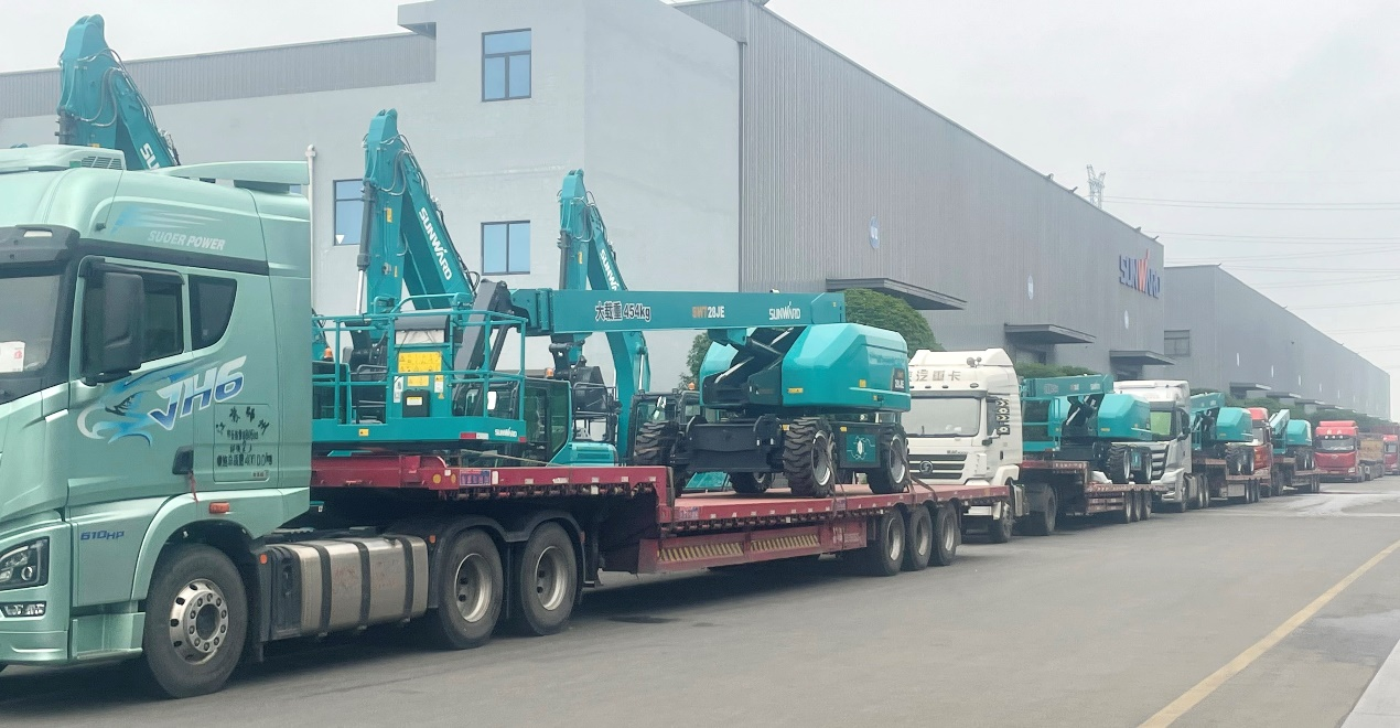 共启相助新纪元！尊龙凯时ag智能SWT28JE电动直臂高空作业平台批量发货华东市场