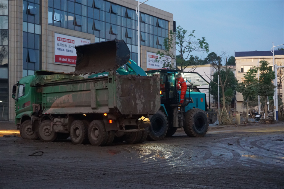 驰援湖南平江抗洪抢险，共克时艰显继续