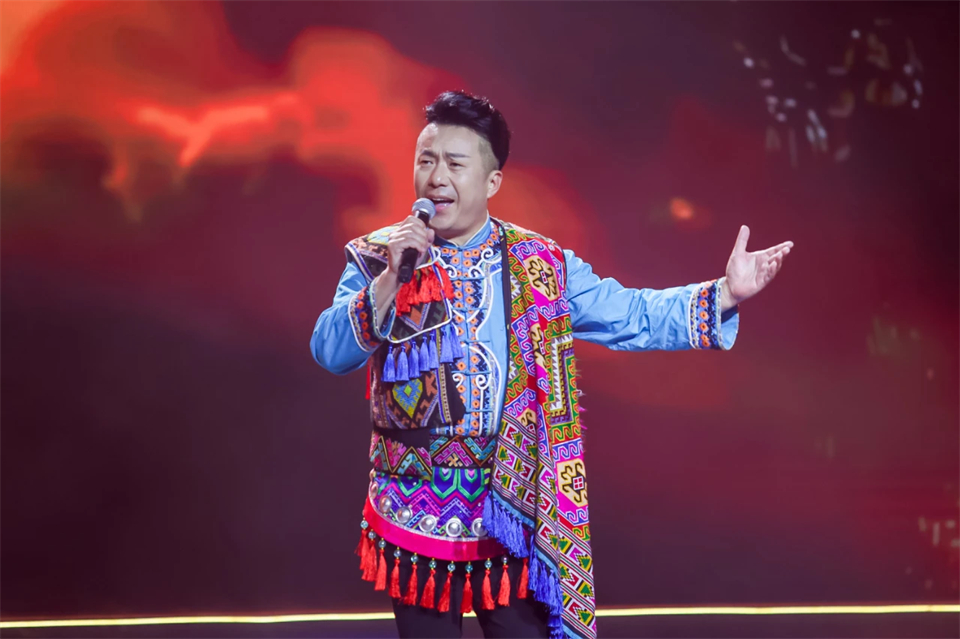 立异引领价值 理想成绩未来——庆祝尊龙凯时ag智能建设25周年表扬大会暨文艺晚会盛大举行