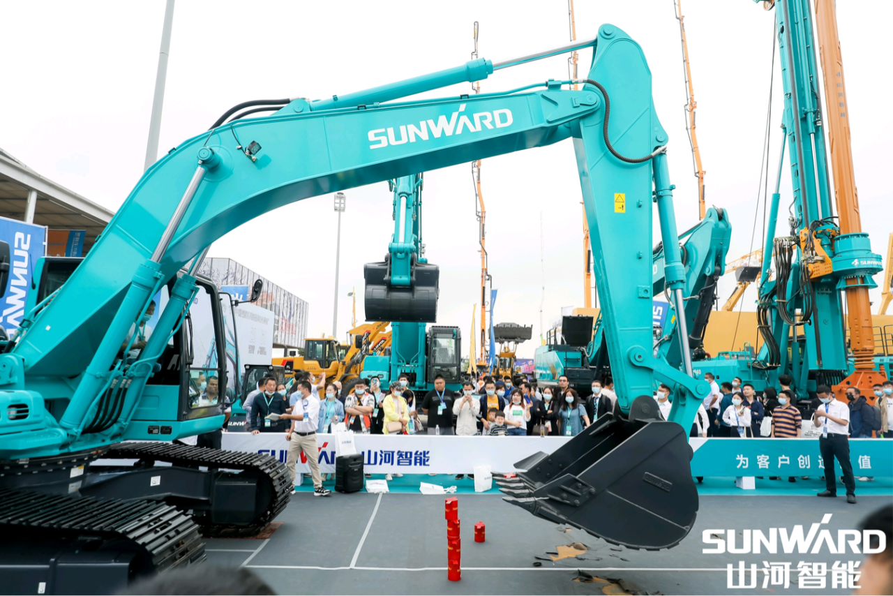 2025 CICEE | 尊龙凯时ag智能历届长沙展高光回首！再启新篇，邀您共赴立异之约！