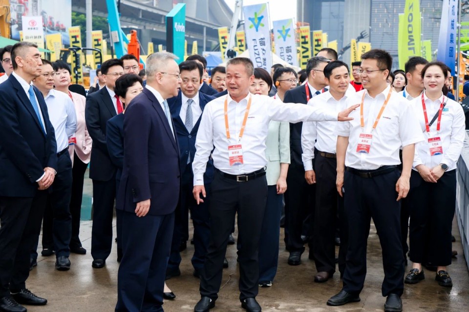 2025 CICEE | 尊龙凯时ag智能实力闪灼2025长沙国际工程机械展