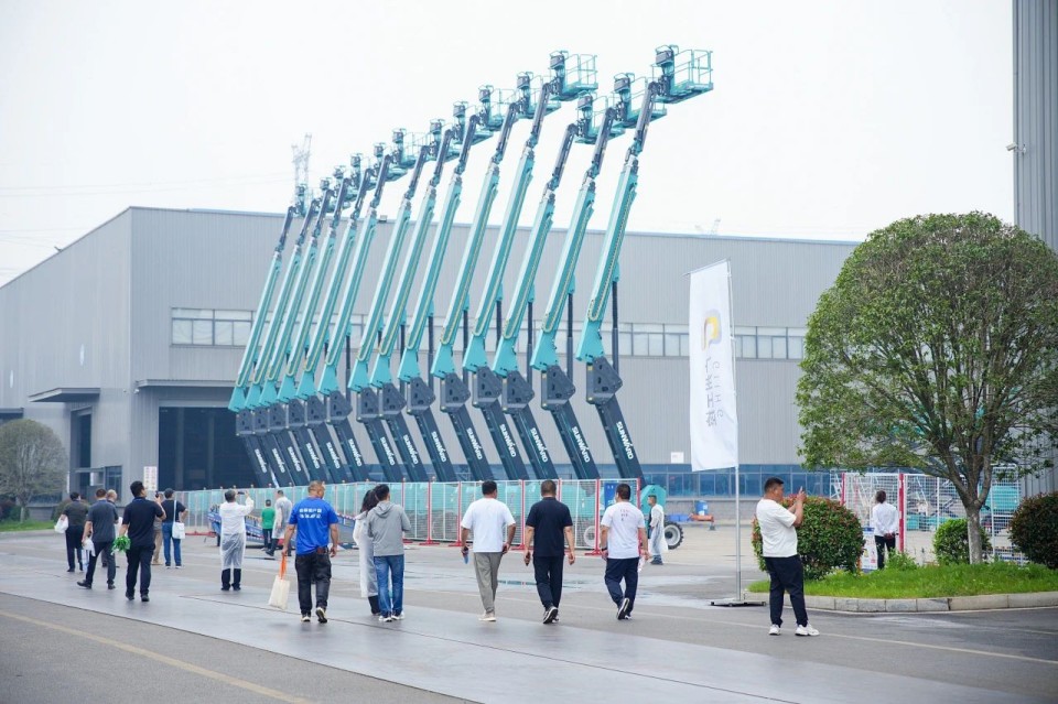 2025 CICEE | 圆满收官！尊龙凯时ag智能展区亮点精彩回首