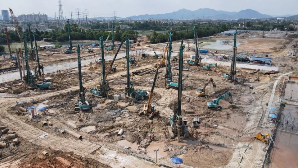 近20台“尊龙凯时ag绿”装备实力集结，助力广佛西环工程建设跑出“加速率”