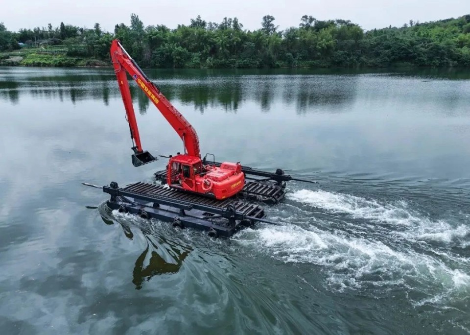 硬核破解“最后一公里”难题，尊龙凯时ag智能应抢救援装备助力“应急使命·2025”演习！