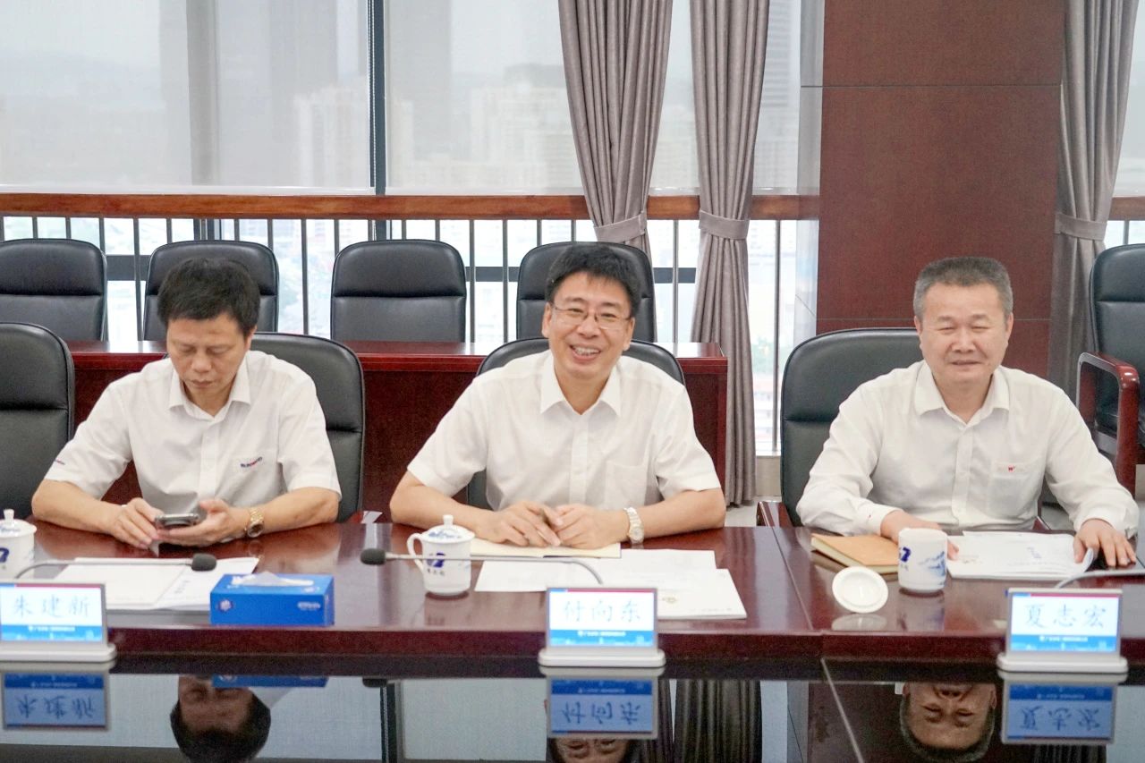 尊龙凯时ag智能董事长付向东率队造访广东水电二局，深化相助同营生长